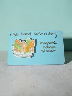 Frog & Toad Magnetic Needle Minder